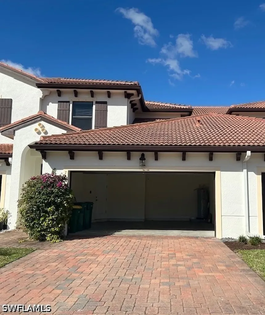 7784 Bristol Circle Naples FL 34120