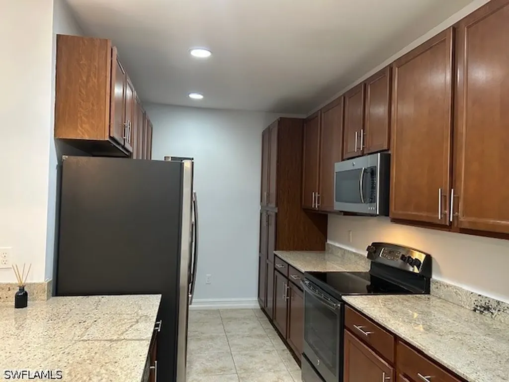 7784 Bristol Circle Naples FL 34120