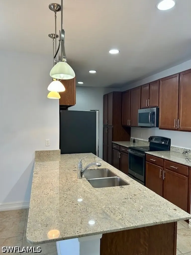 7784 Bristol Circle Naples FL 34120