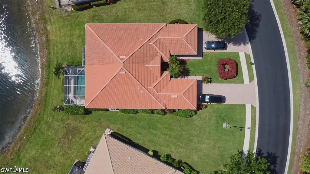 7755 Berkshire Pines Drive Naples FL 34104