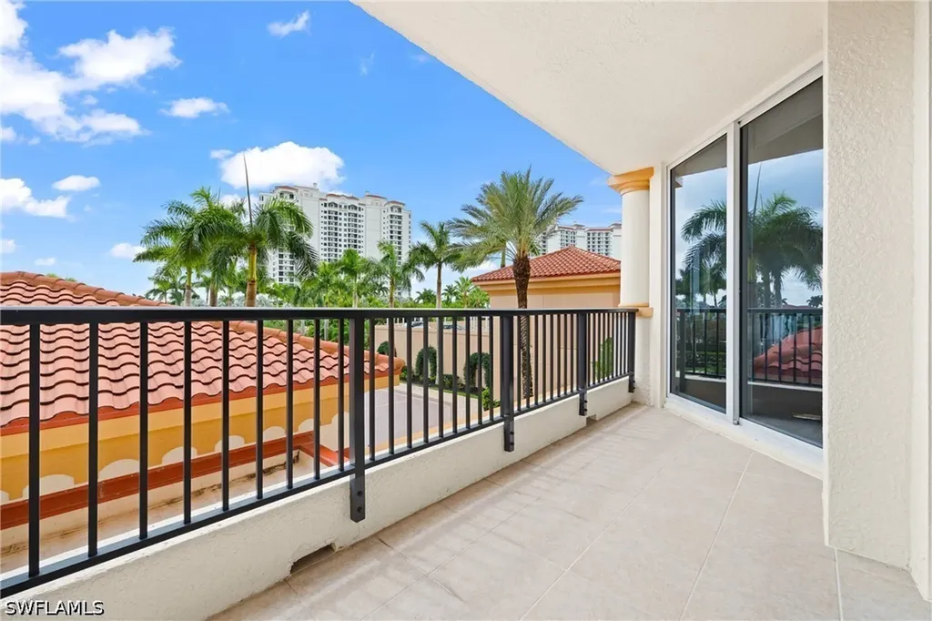 1065 Borghese Lane Naples FL 34114