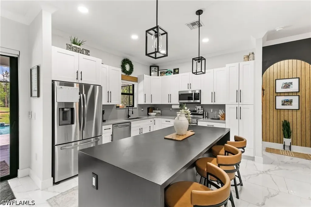 4473 Golden Gate Boulevard E Naples FL 34120