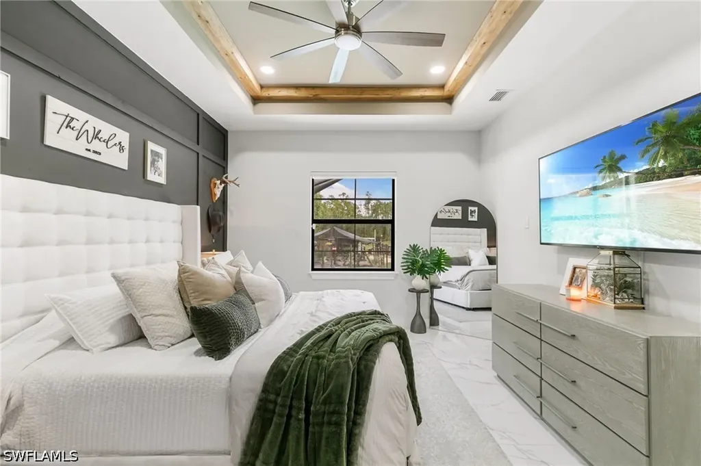 4473 Golden Gate Boulevard E Naples FL 34120