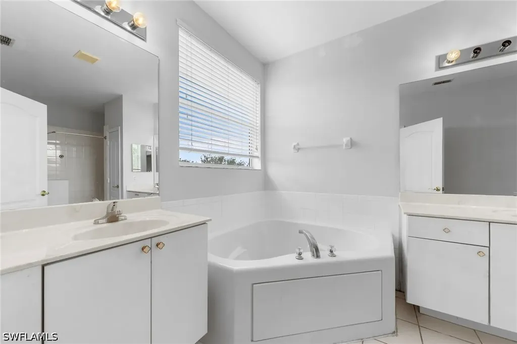2727 Blue Cypress Lake Court Cape Coral FL 33909