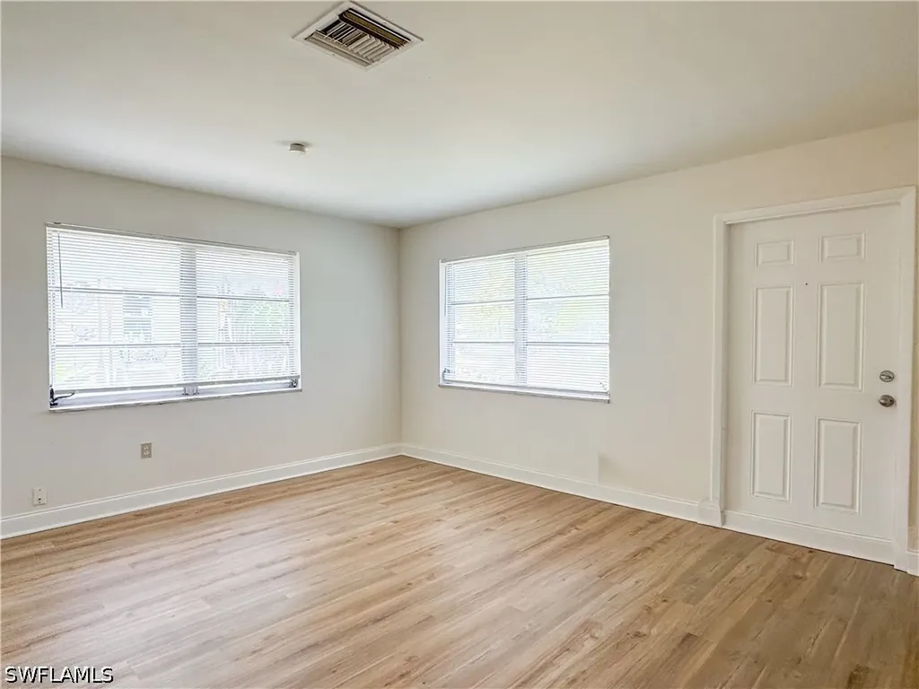 914 San Remo Avenue Naples FL 34104