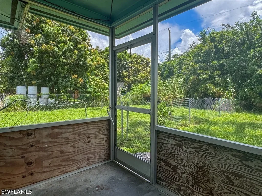 914 San Remo Avenue Naples FL 34104