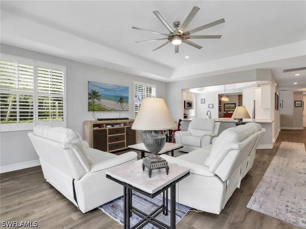 4758 Stratford Court Naples FL 34105