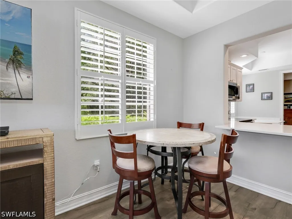 4758 Stratford Court Naples FL 34105