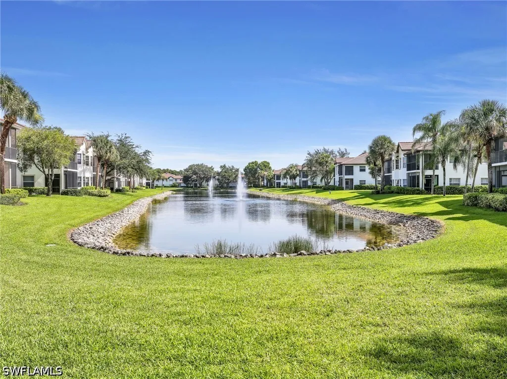 4758 Stratford Court Naples FL 34105