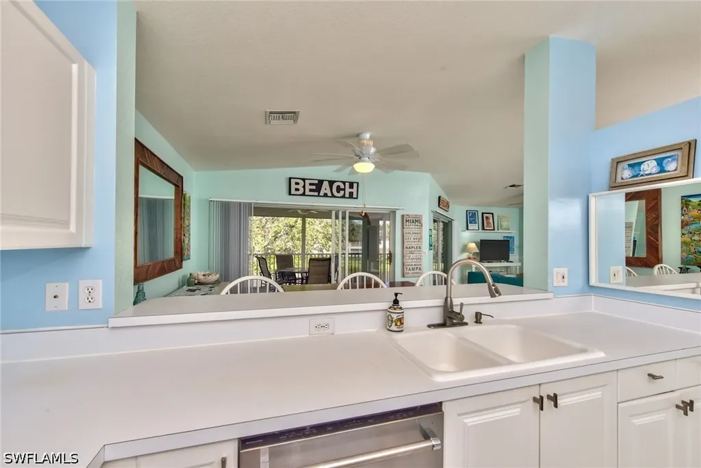 1100 Diamond Circle Naples FL 34110