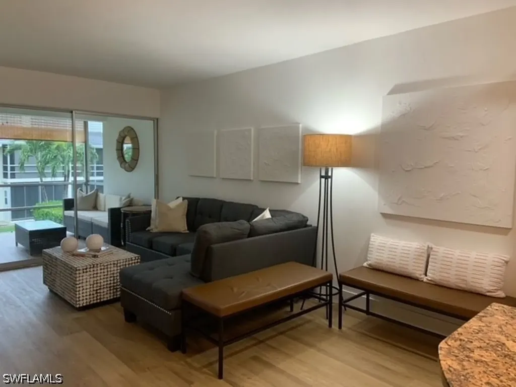 1417 Chesapeake Avenue Naples FL 34102