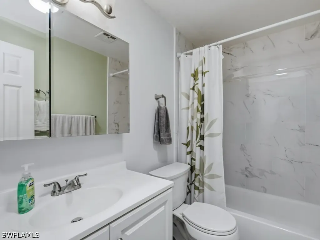 3577 Hibiscus Avenue Naples FL 34104
