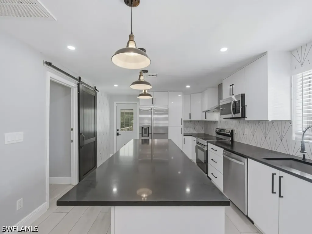 3577 Hibiscus Avenue Naples FL 34104