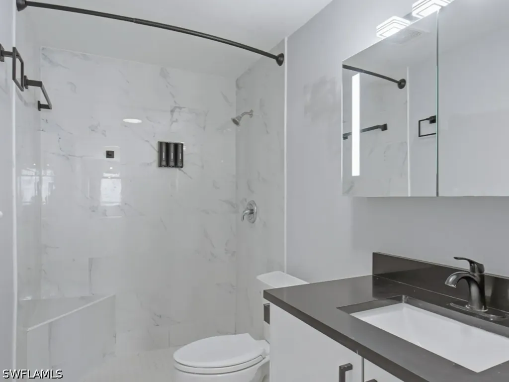 3577 Hibiscus Avenue Naples FL 34104