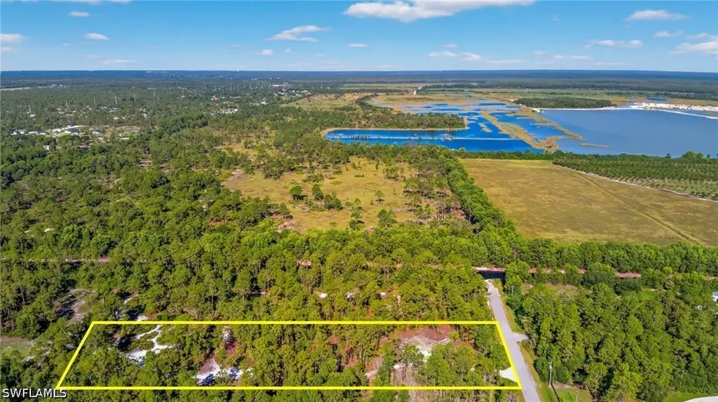 2344 52nd Avenue NE Naples FL 34120