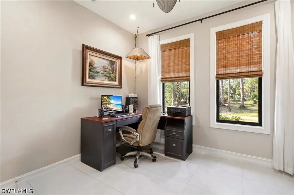 2627 6th Avenue NE Naples FL 34120