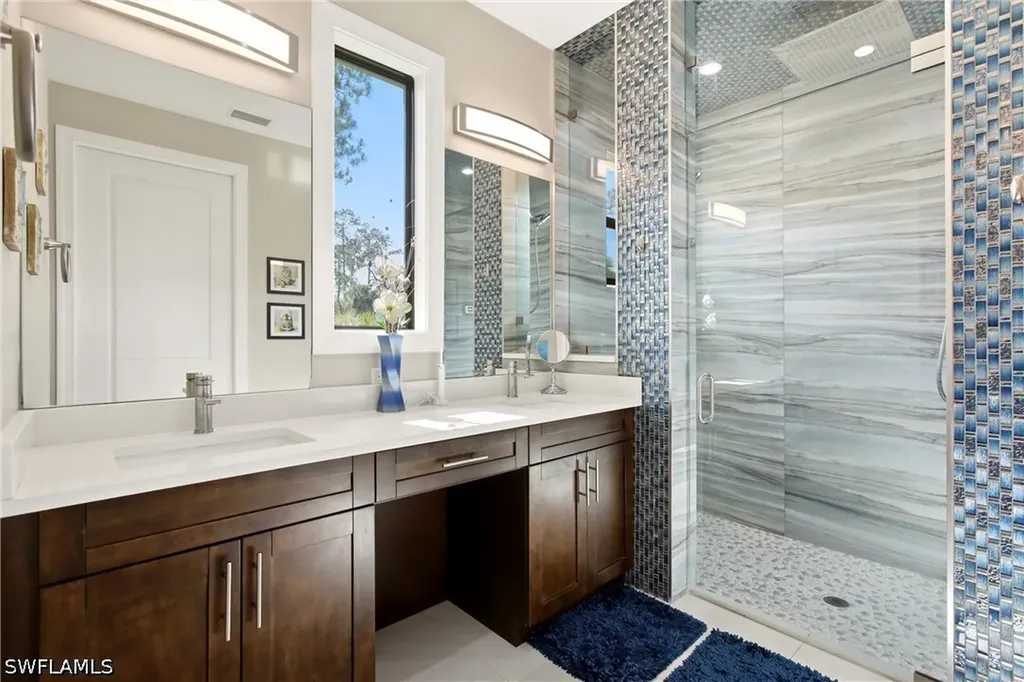 2627 6th Avenue NE Naples FL 34120