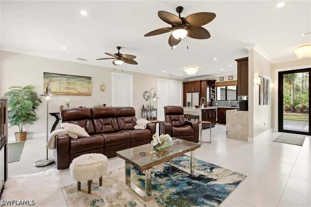 2627 6th Avenue NE Naples FL 34120