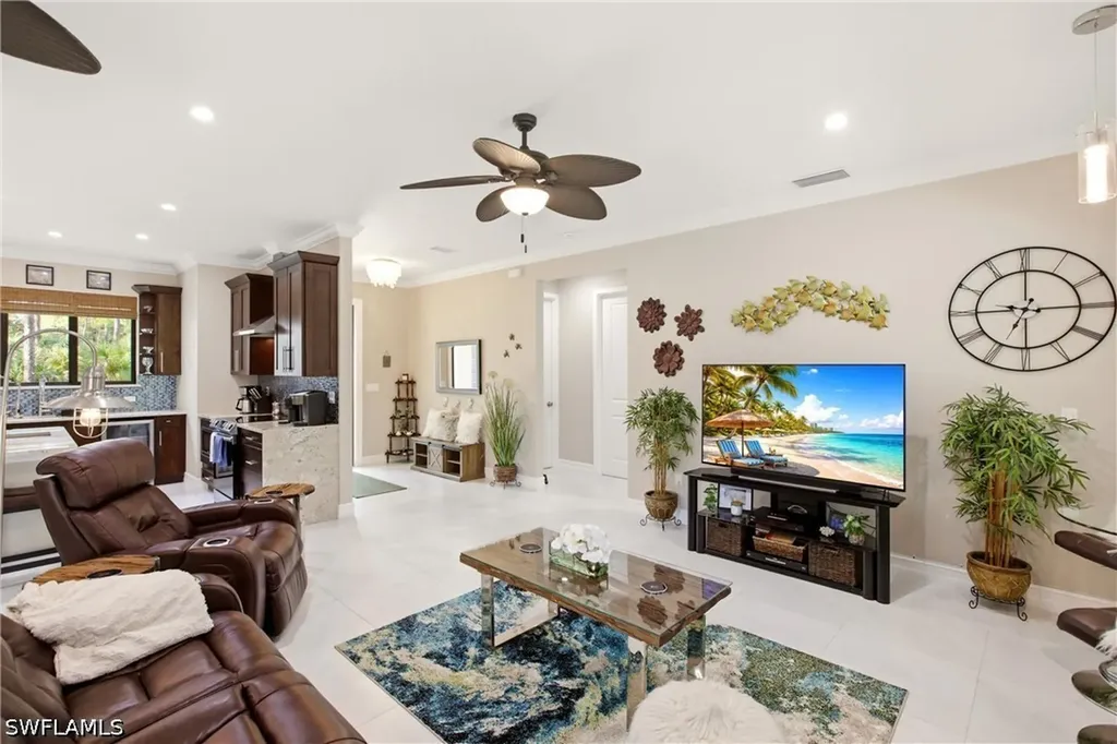 2627 6th Avenue NE Naples FL 34120