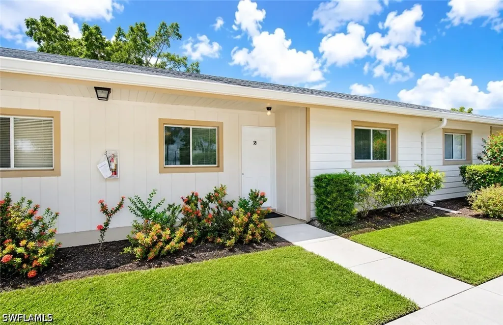 2340 Naples Trace Circle Naples FL 34109