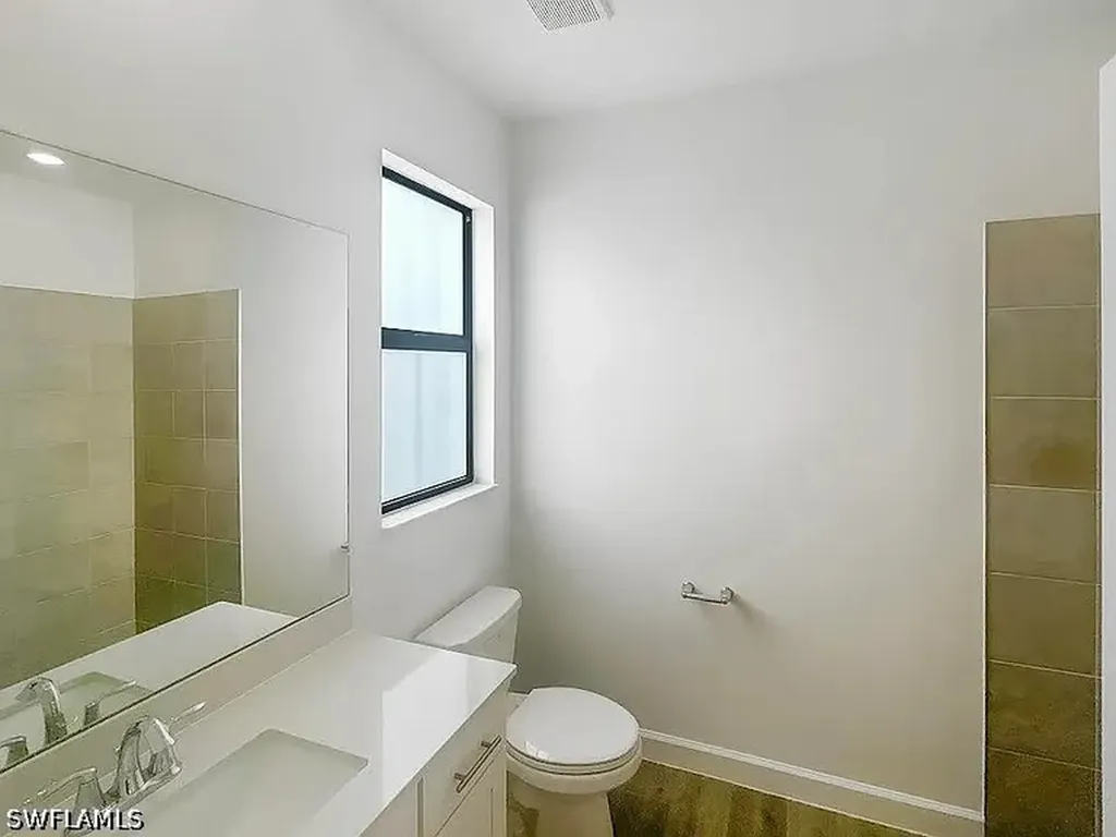 19278 Hinkley Drive Estero FL 33928