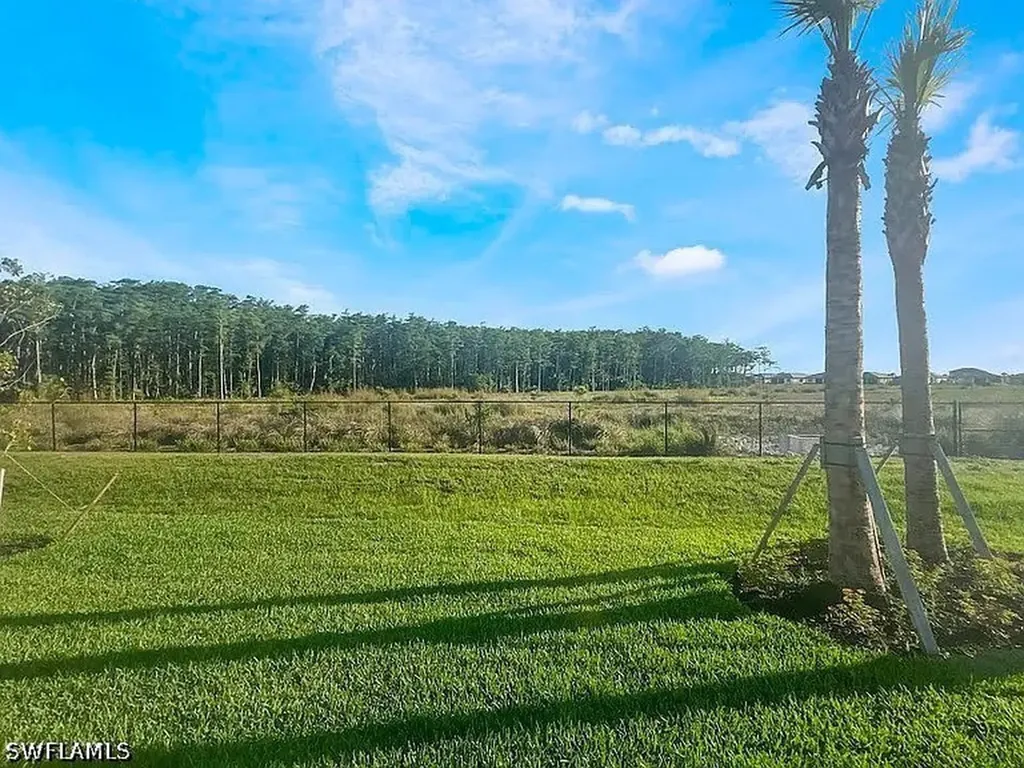 19278 Hinkley Drive Estero FL 33928