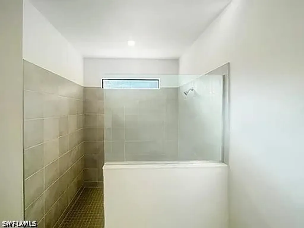 19278 Hinkley Drive Estero FL 33928