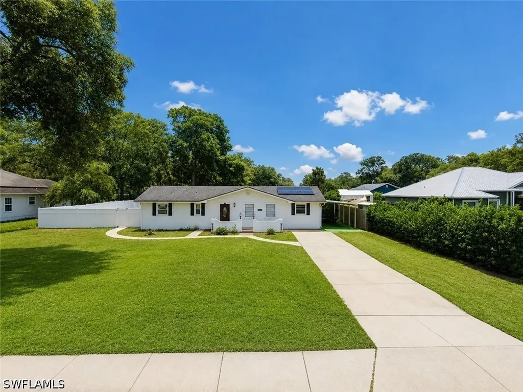655 SW Pointview Road Keystone Heights FL 32656