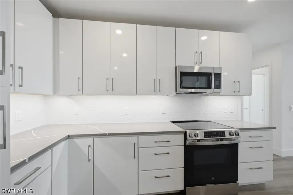 1950 Mayfair Street Naples FL 34104
