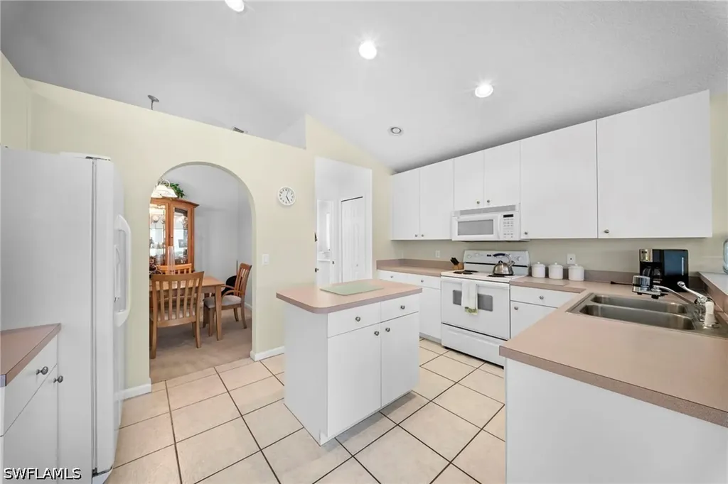 22788 Fountain Lakes Boulevard Estero FL 33928