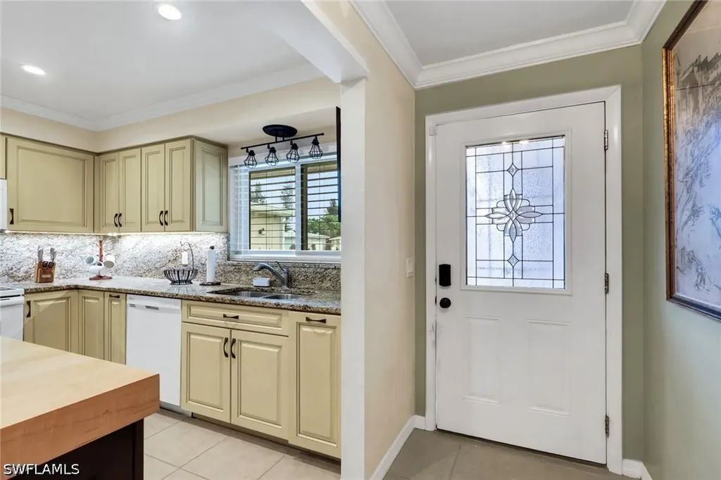 8624 Eleuthera Court Fort Myers FL 33907