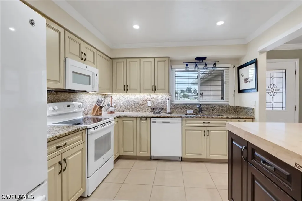 8624 Eleuthera Court Fort Myers FL 33907