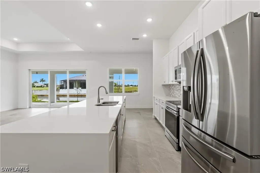 1241 NW 33rd Avenue Cape Coral FL 33993