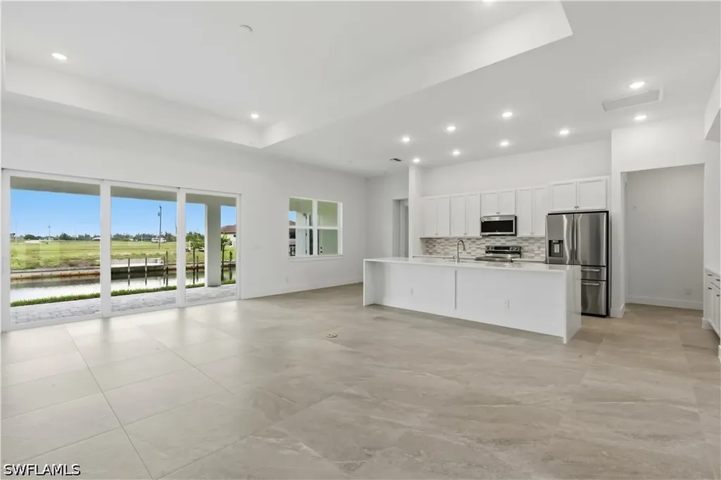 1241 NW 33rd Avenue Cape Coral FL 33993
