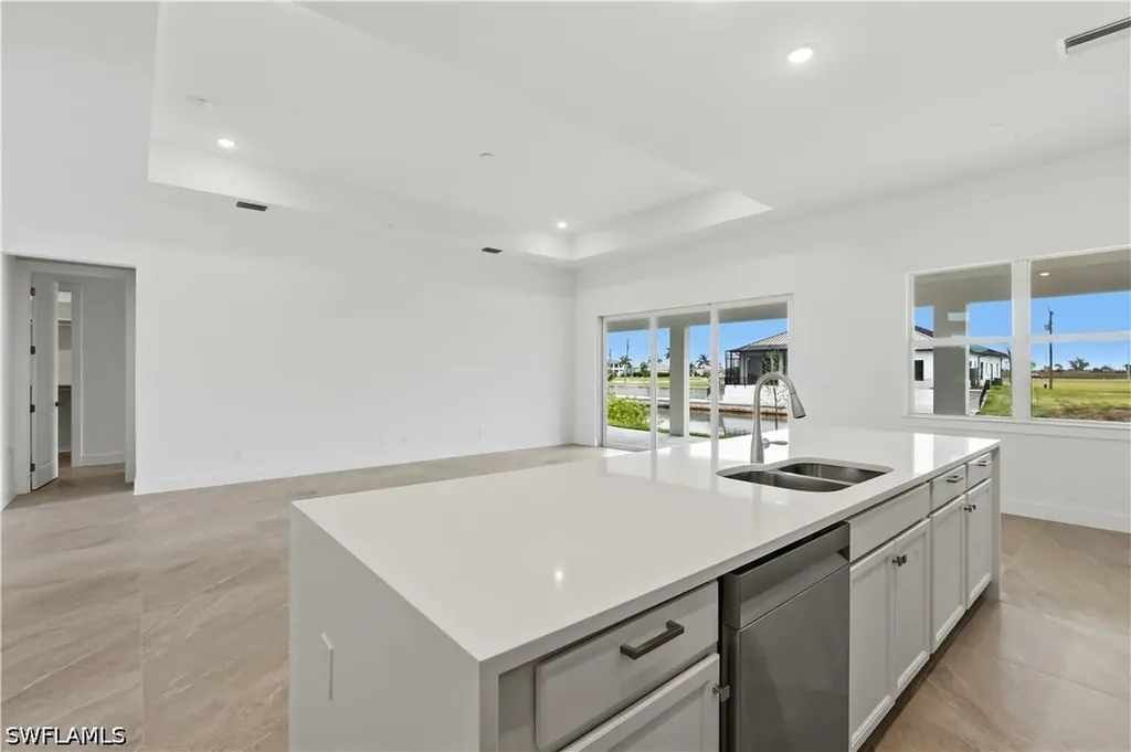 1241 NW 33rd Avenue Cape Coral FL 33993