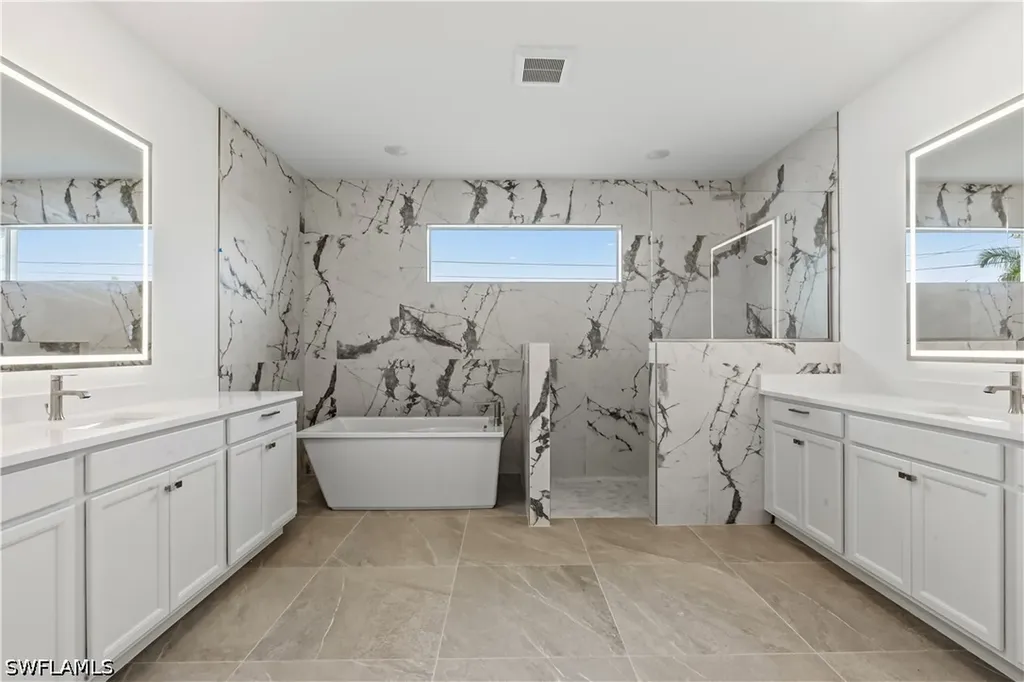 1241 NW 33rd Avenue Cape Coral FL 33993