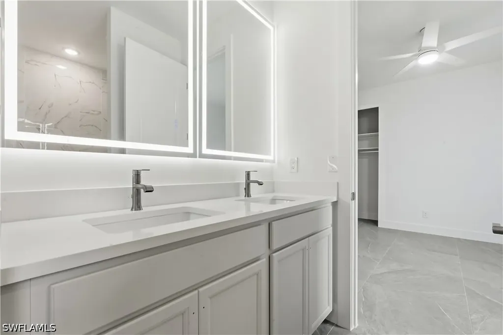 1241 NW 33rd Avenue Cape Coral FL 33993