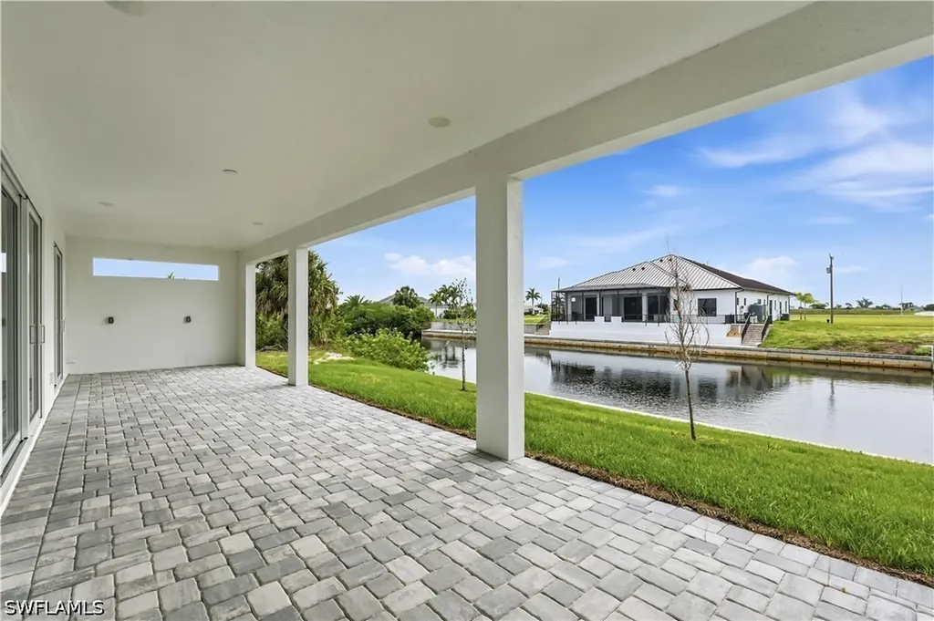 1241 NW 33rd Avenue Cape Coral FL 33993