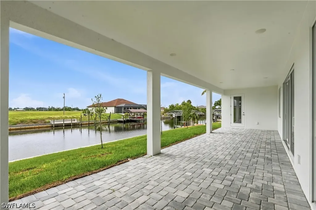 1241 NW 33rd Avenue Cape Coral FL 33993