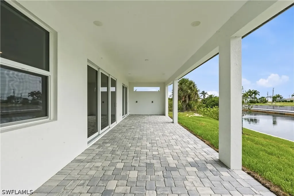 1241 NW 33rd Avenue Cape Coral FL 33993