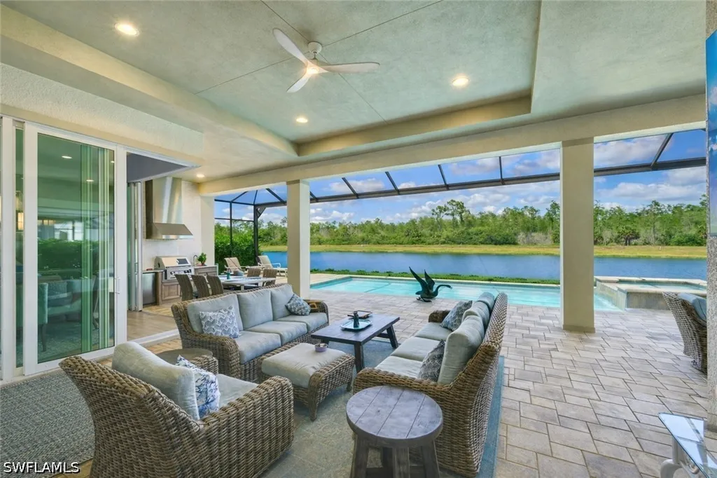 14338 Laguna Springs Lane Naples FL 34114