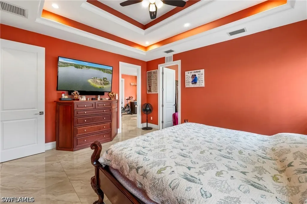 556 6th Street SE Naples FL 34117