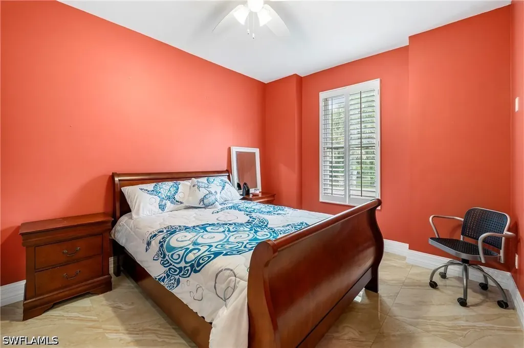 556 6th Street SE Naples FL 34117