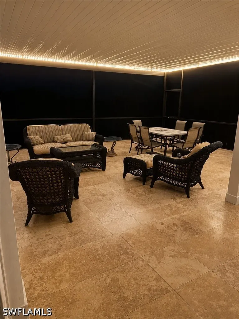 556 6th Street SE Naples FL 34117