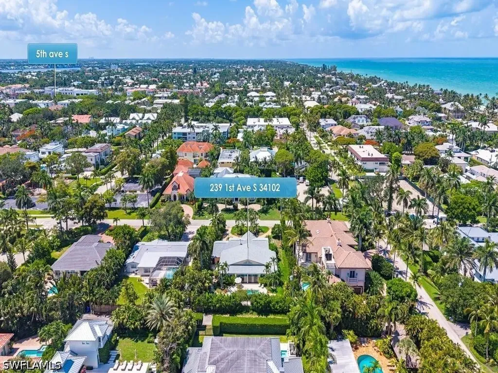 239 1st Avenue S Naples FL 34102