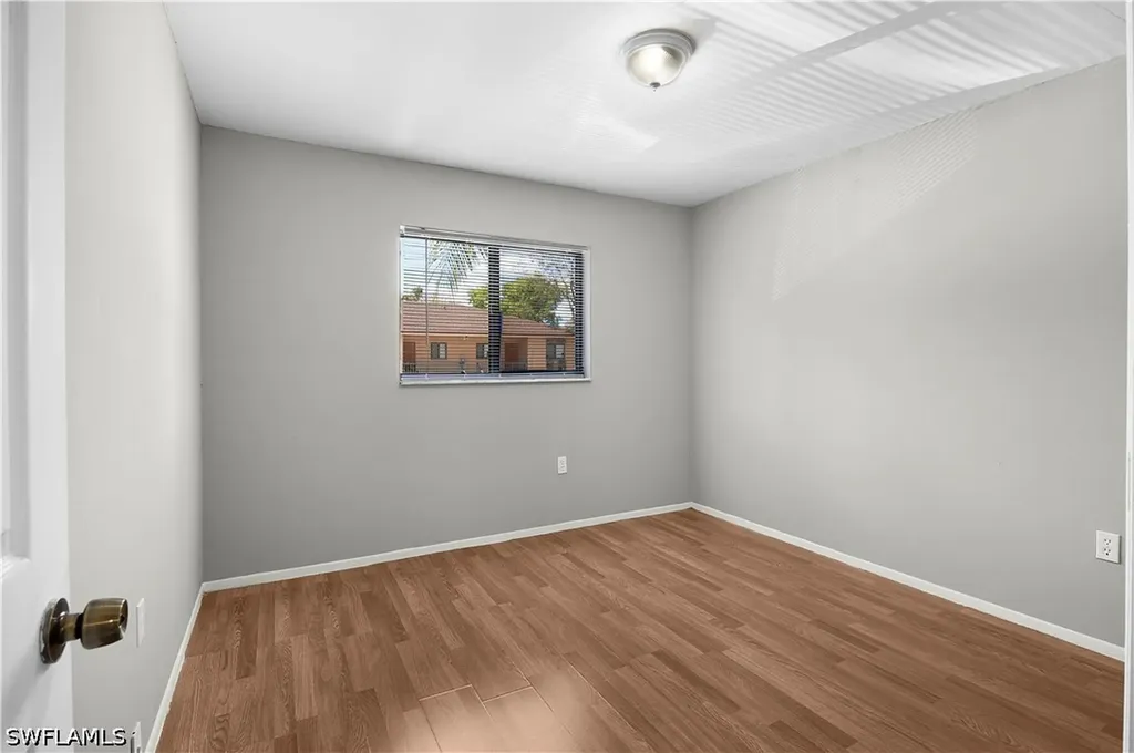 2700 Park Windsor Drive Fort Myers FL 33901