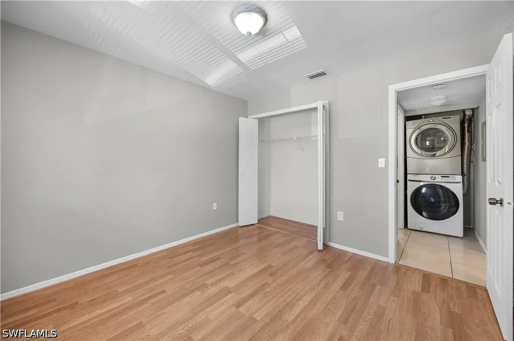 2700 Park Windsor Drive Fort Myers FL 33901