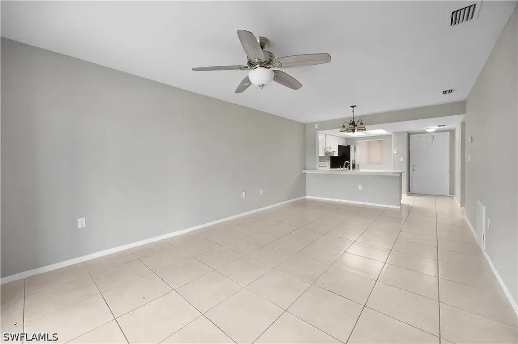 2700 Park Windsor Drive Fort Myers FL 33901