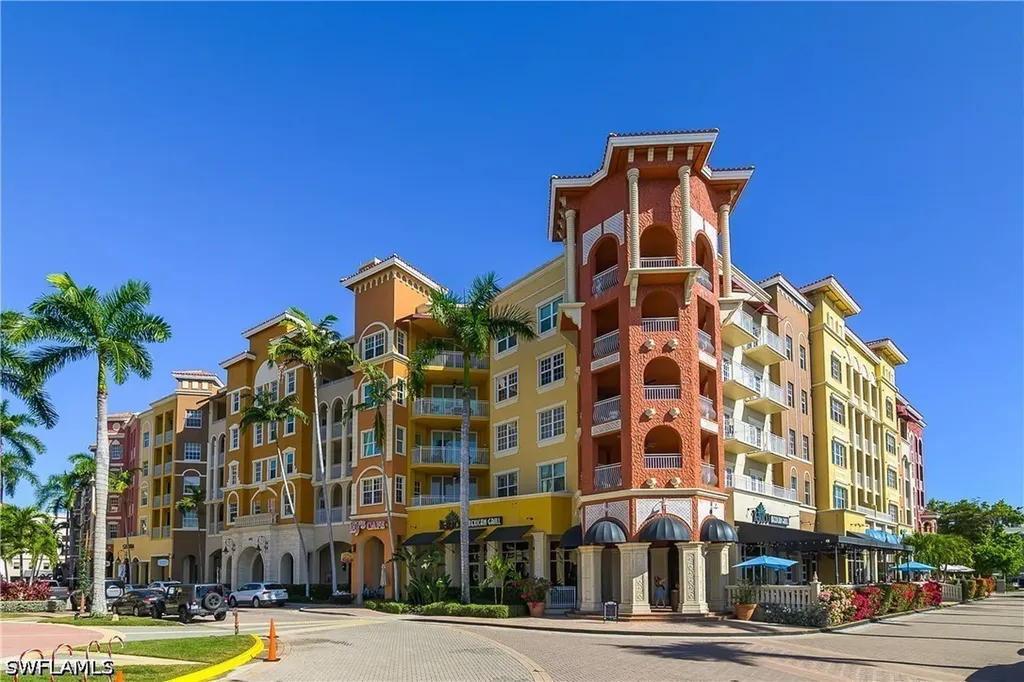 451 Bayfront Place Naples FL 34102