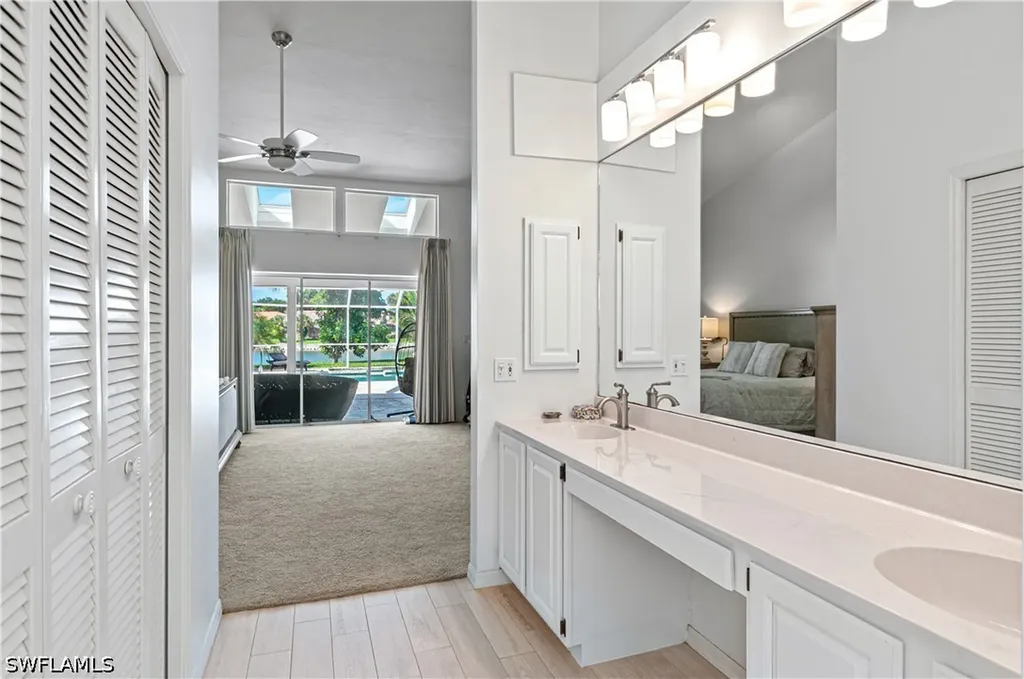 559 Henley Drive Naples FL 34104